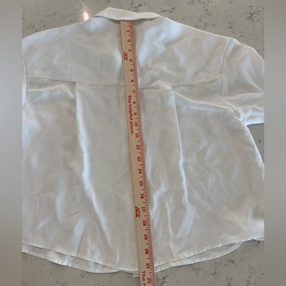 VINCE CAMUTO Crystal Embellished Crepe Button-Up Shirt Sz S White NWT - Picture 13 of 13